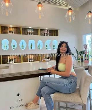 Female escorts Mumbai